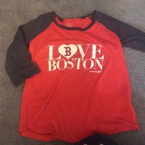 Love Boston Sox tee size8 quarter length sleeve